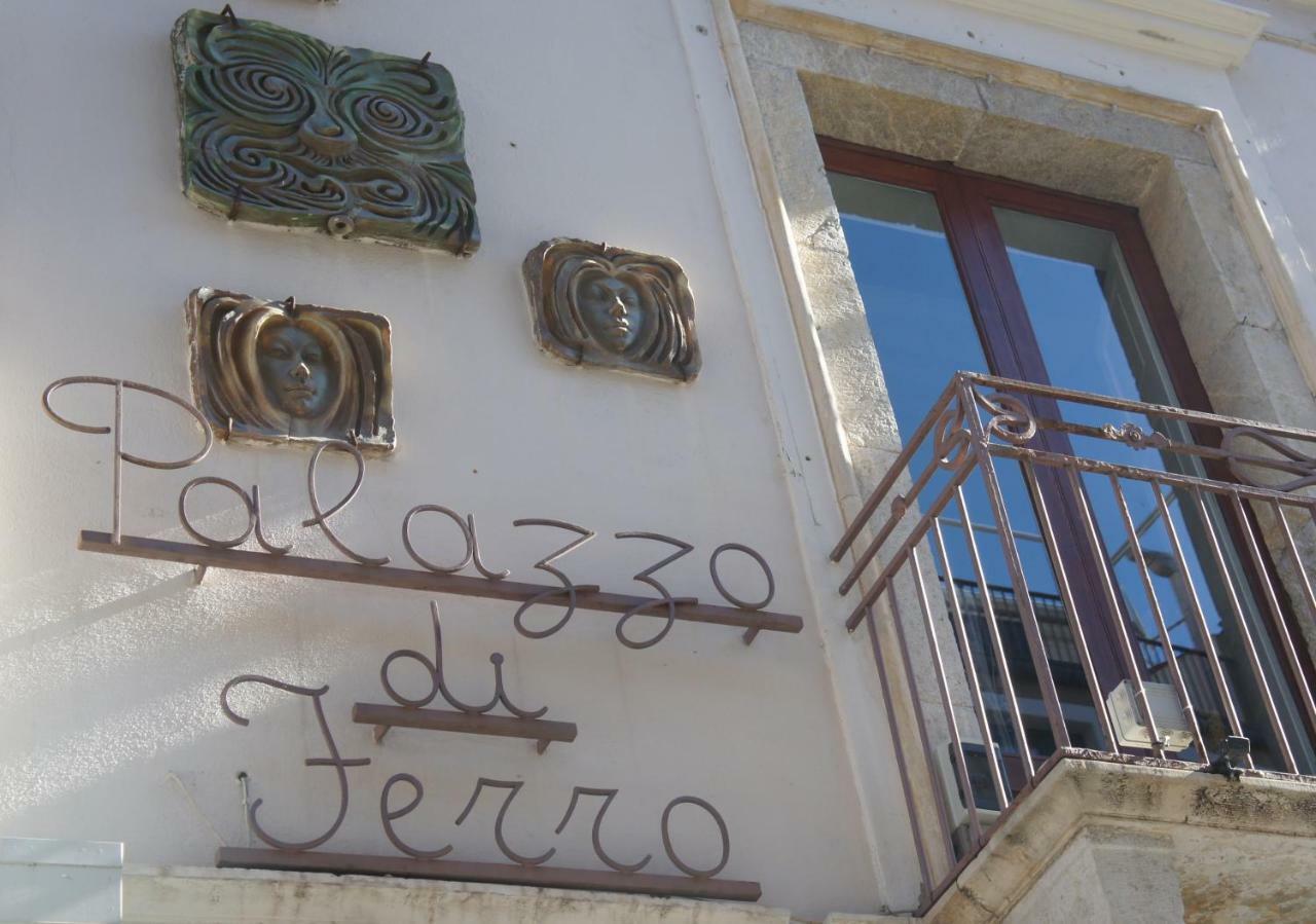 Palazzo Di Ferro Taormina Lejlighed Eksteriør billede